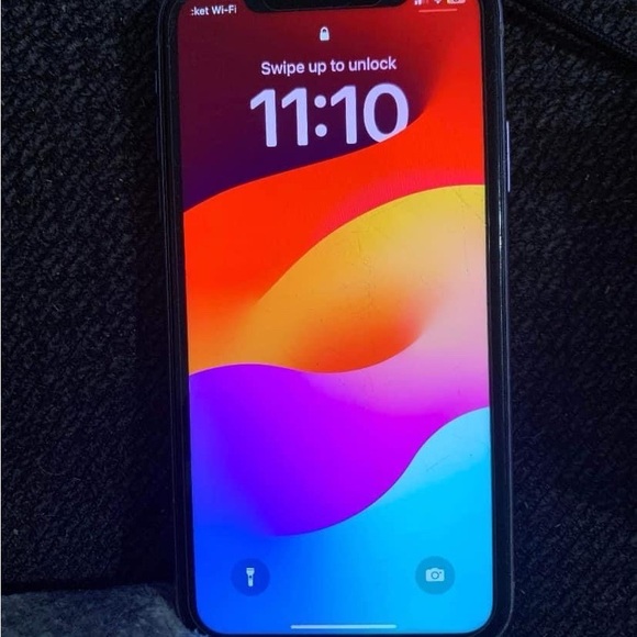 Trade or 200 iPhone sx max unlock to any battery 85% hmu for full dt